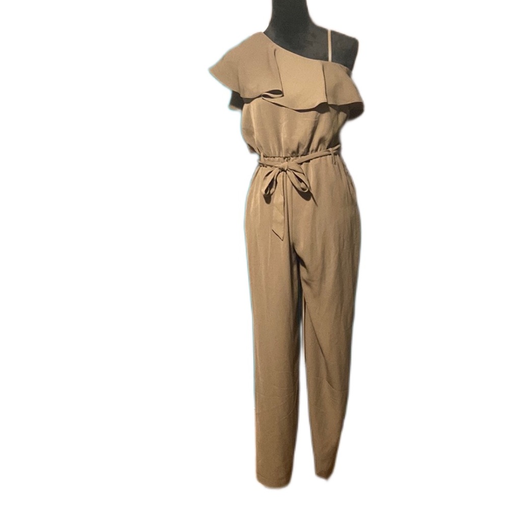 Olive green one-shoulder H&M pantsuit